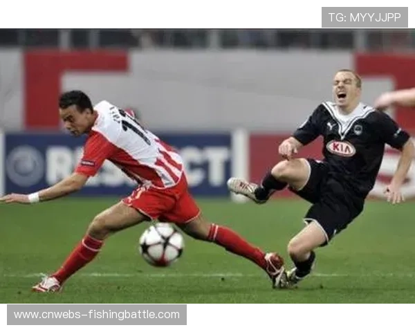 欧冠1-8决赛附加赛首回合:奥林匹亚科斯vs勒沃库森 欧冠1-8决赛附加赛首回合:奥林匹亚科斯vs勒沃库森